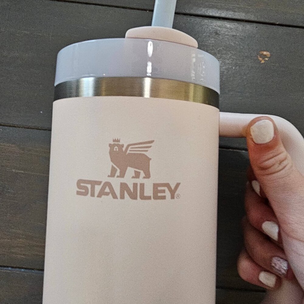 Stanley The Quencher H2.0 Flowstate Pale Pink Tumbler | 30 Oz | 0.88 L - Picture 7 of 12